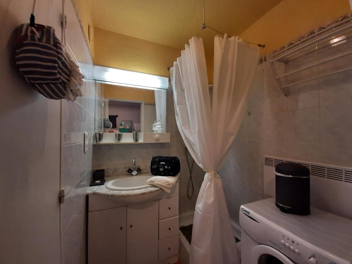 La Singlantane Appartement Les Angles  Buitenkant foto