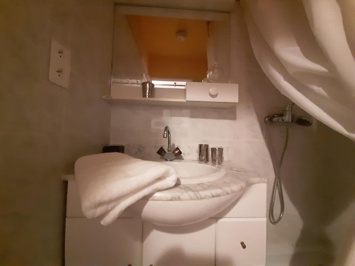 La Singlantane Appartement Les Angles  Buitenkant foto